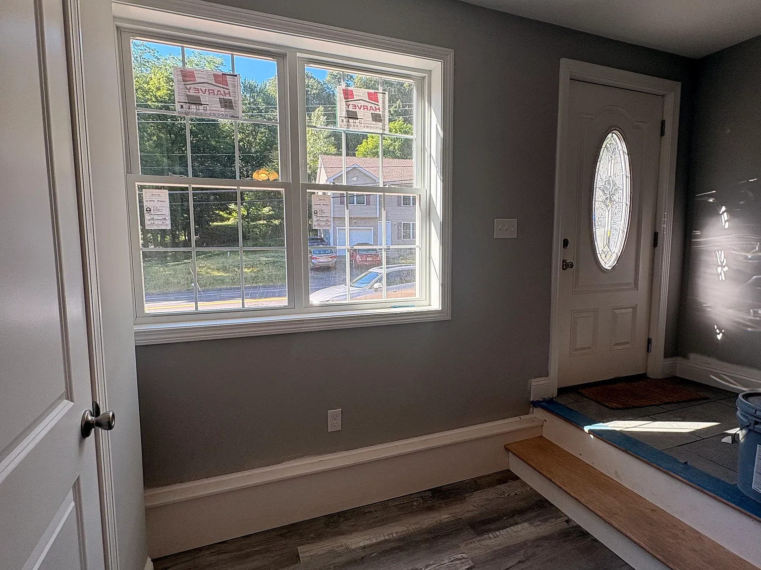 4 bed, 2.5 bath, 2400 sqft, $3,200 — Photo 3