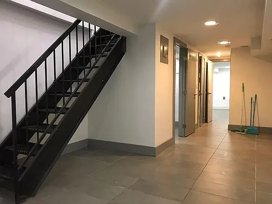 Rented by RENTBK LLC | media 9