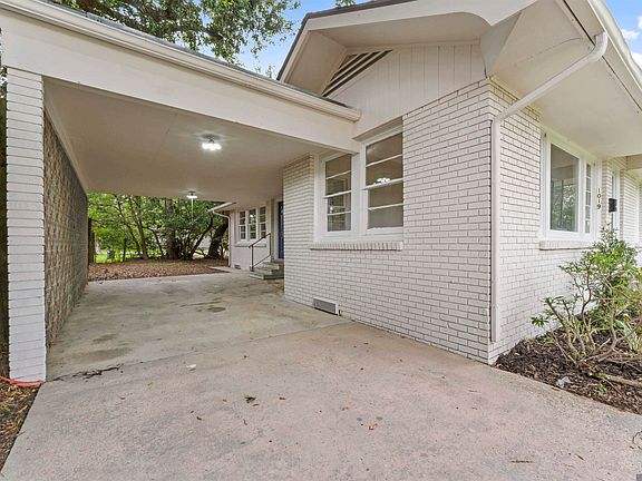 3rd image of 1019 N Coolidge Ave