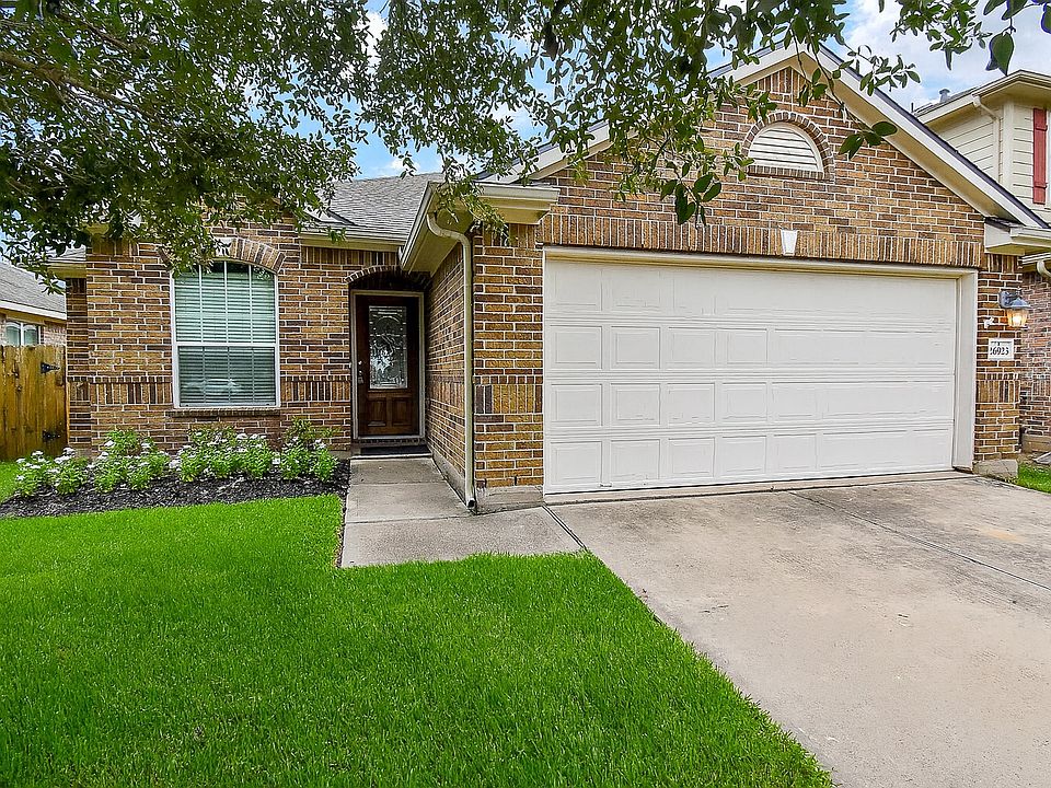 1st image of 26923 Glacier Creek Dr