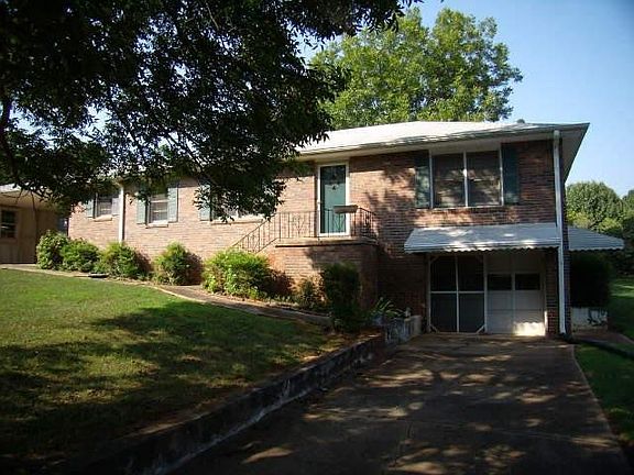 2nd image of 2731 Bankstone Dr SW