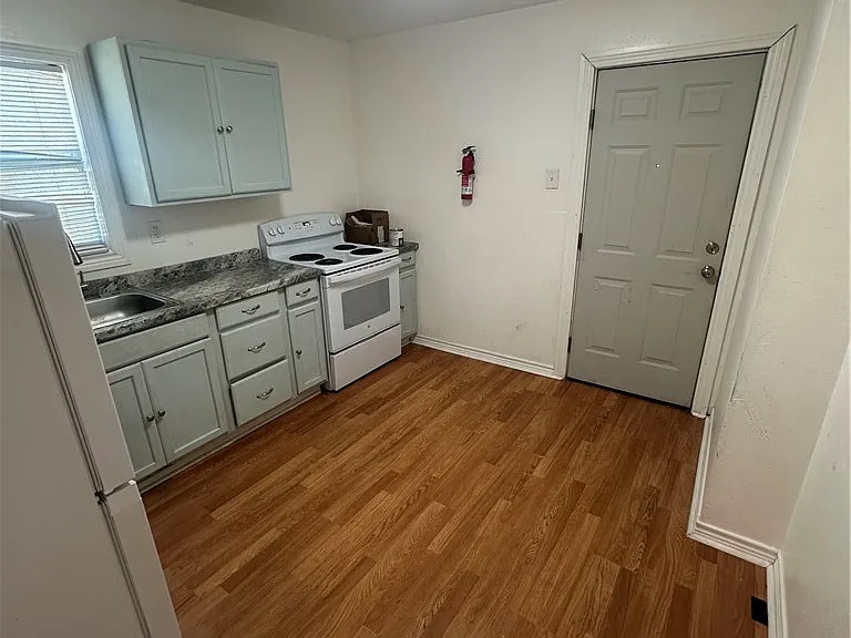 808 S Cameron St #A — Photo 3