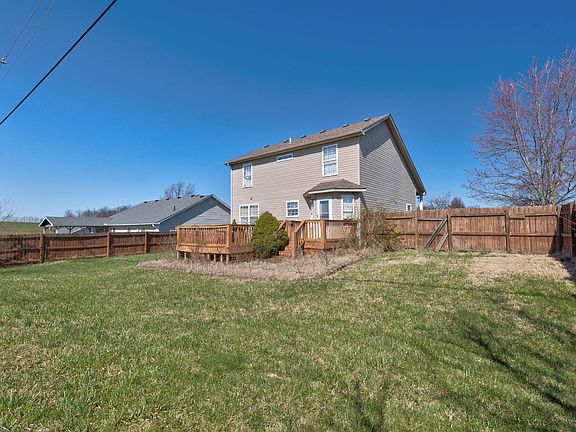 5th image of 112 Augusta Dr