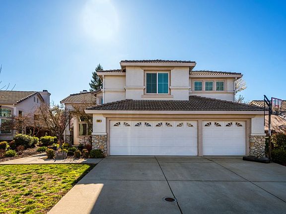 2nd image of 588 Fisher Cir