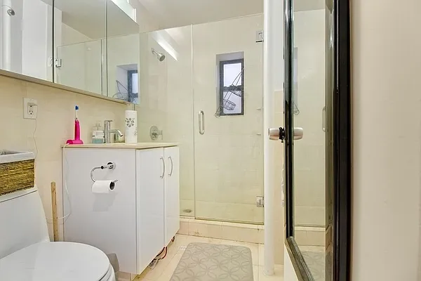 Rented by Keller Williams NYC | media 5