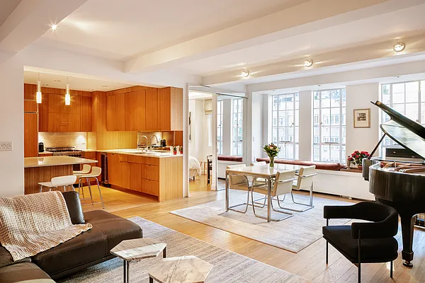 Sold by Compass | media 2