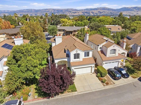 492 Via Sorrento, Morgan Hill, CA 95037