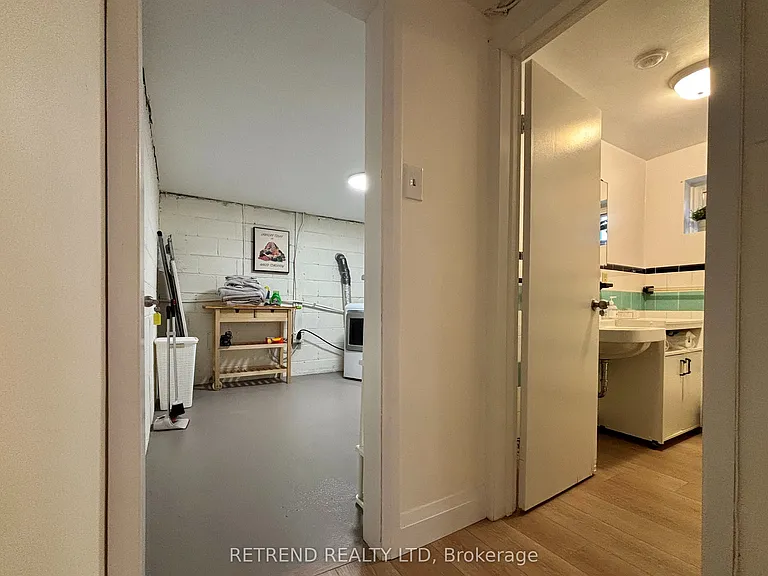 260 Ranee Ave #LOWER — Photo 29