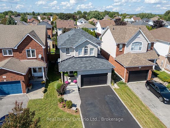 3rd image of 20 Wilkins Cres
