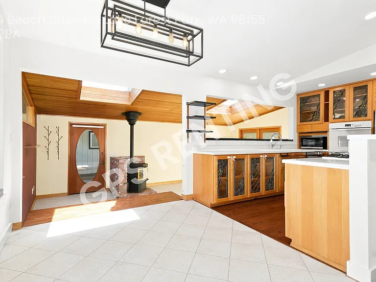 17224 Beach Dr NE — Photo 7