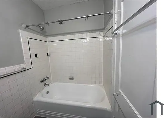 4015 9th St NE #4 — Photo 15