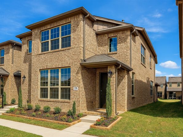 930 Estelle Dr, Euless, TX 76040