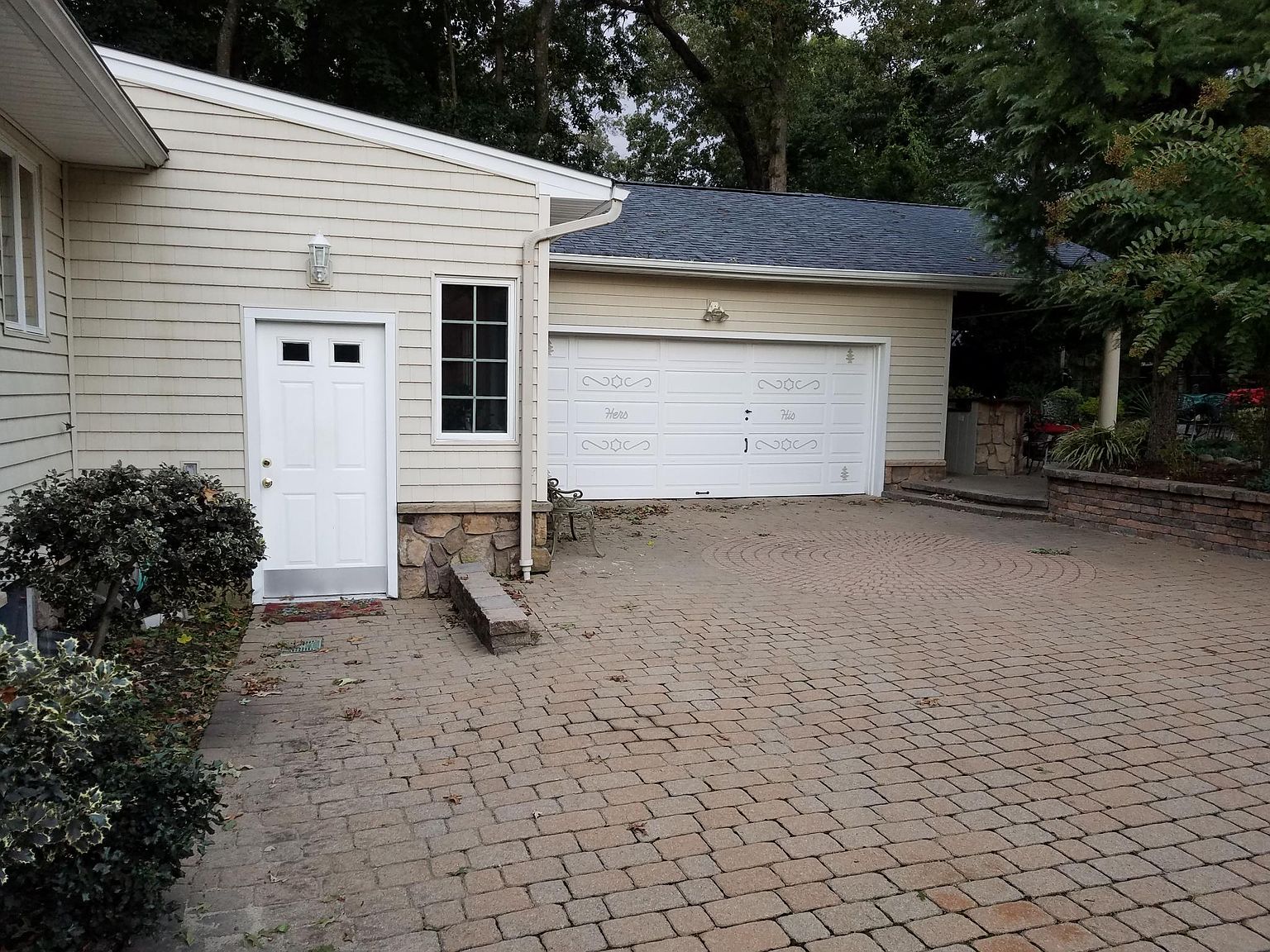 107 Lone Oak Path, Smithtown, NY 11787 Zillow