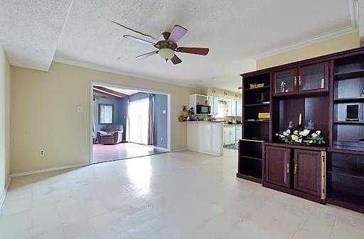 5th image of 3301 Hyman Pl
