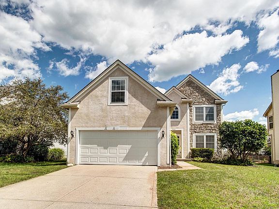 2nd image of 930 Dianthus Ct