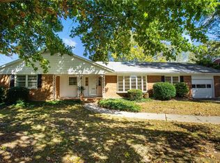 2515 Saddle Club Rd, Burlington, NC 27215