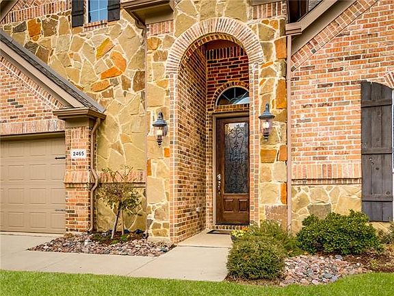 2nd image of 2465 Valley Glen Dr