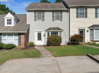 378 W Pointe Dr, Spartanburg, SC 29301