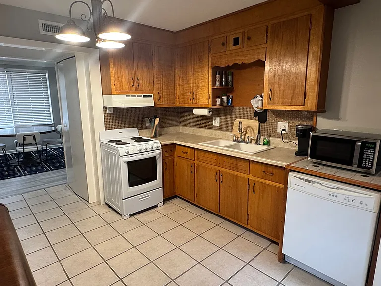 328 Sequoyah Dr — Photo 10
