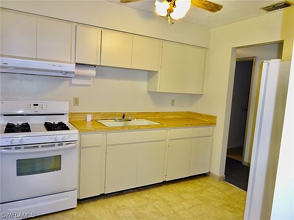 4th image of 59 Heath Aster Ln