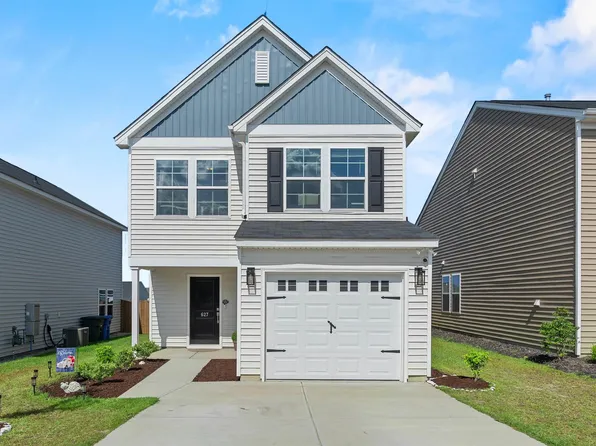 627 N Long Star Way, Elgin, SC 29045