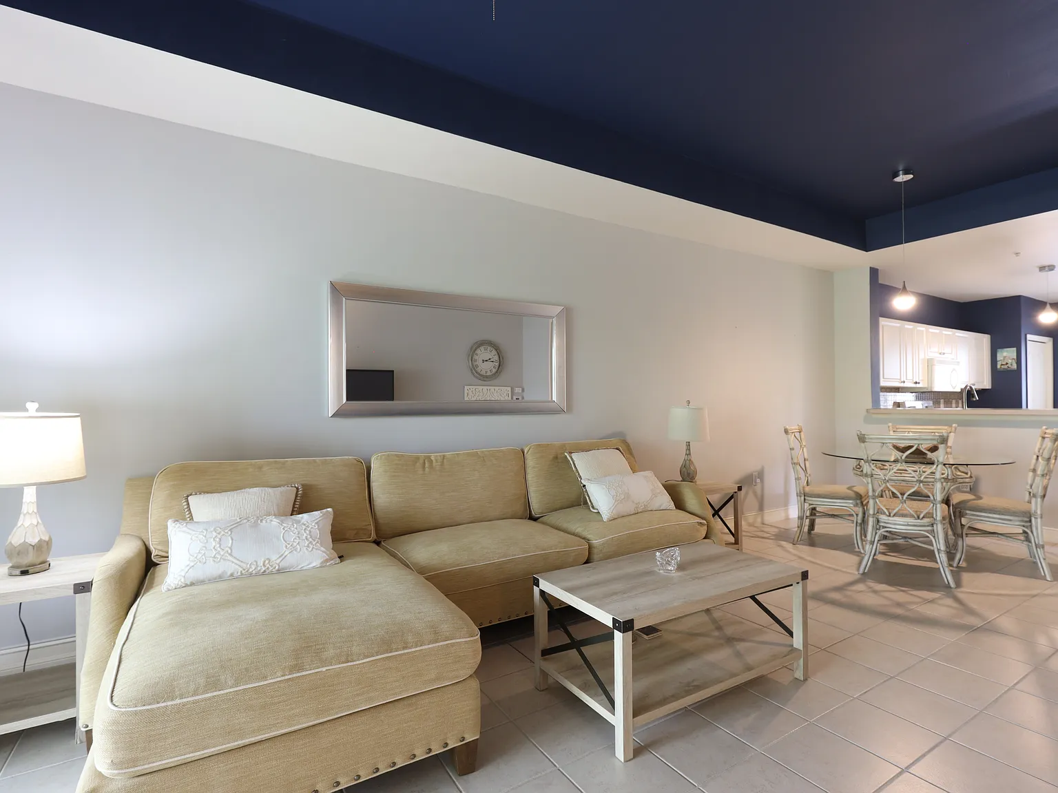 3 bed, 1431 sqft, $2,300 — Photo 2