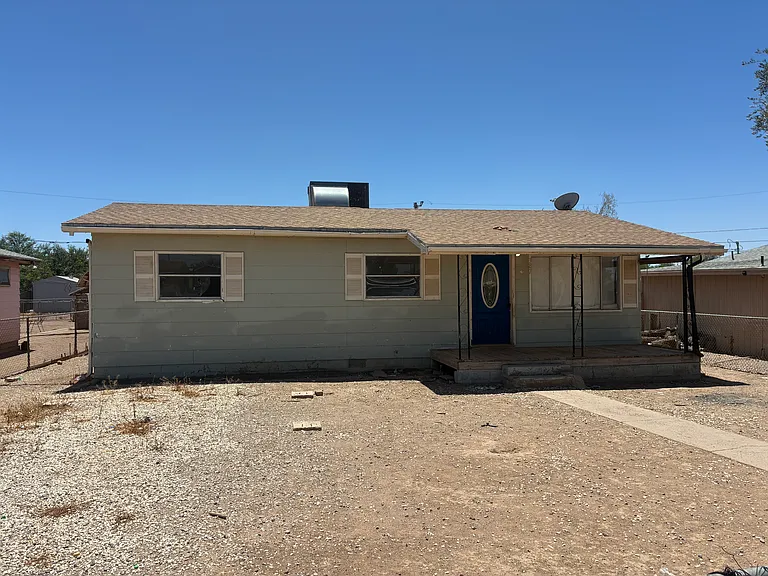 387 W Walton Ave — Photo 1