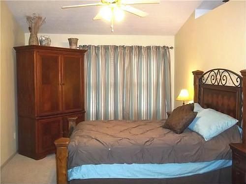 5th image of 6878 Sunningdale Dr