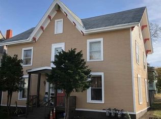 178 6th Ave, Troy, NY 12180