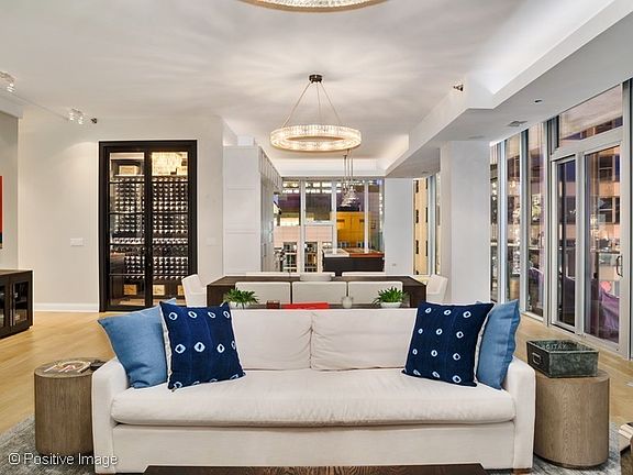 3rd image of 550 N St Clair St APT 2502