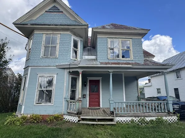 21 Sweat Street, Richford, VT 05476