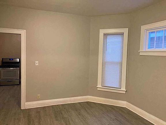 4th image of 762 Edmund Ave