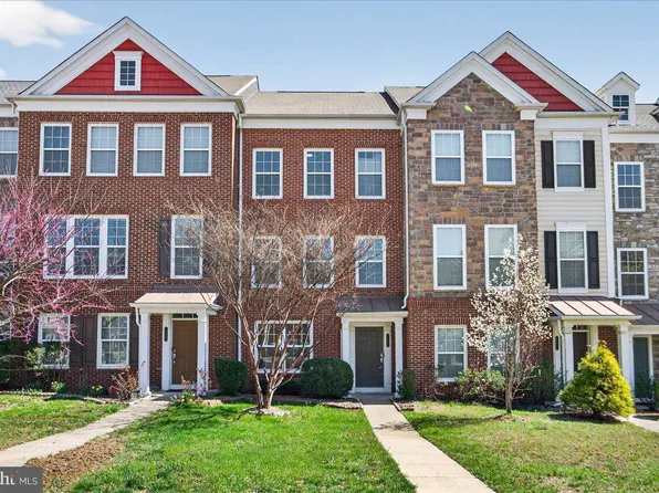 25484 Amber Gate Ter, Chantilly, VA 20152