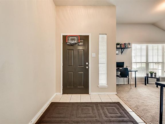 5th image of 2776 Sunvalley Dr