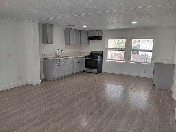 2nd image of 365 Cochise Rd