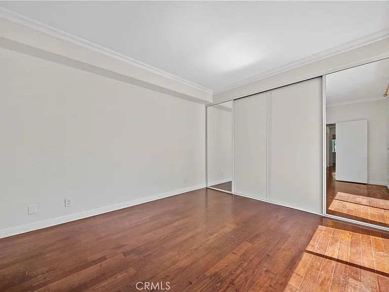 632 Springbrook N #7 — Photo 15
