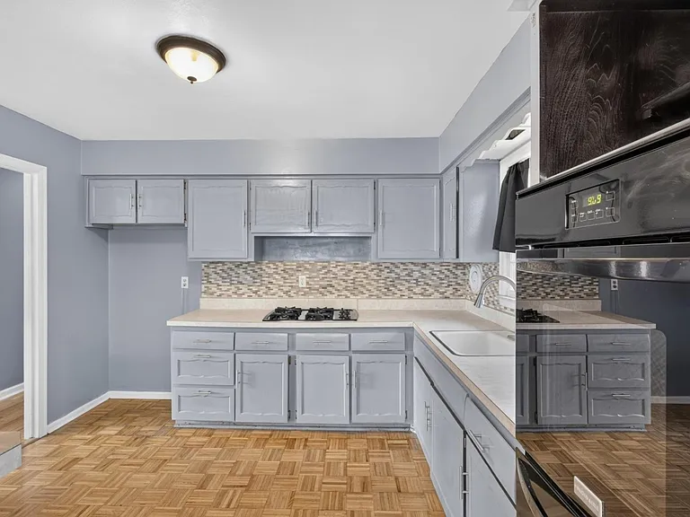 1755 Winfield St #2 — Photo 23