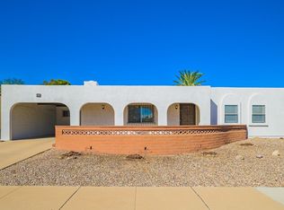 57 E Santa Belia, Green Valley, AZ 85614