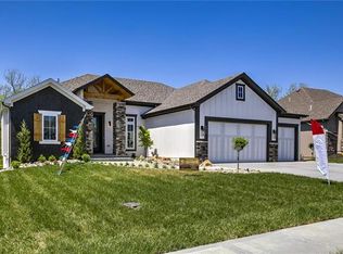 1814 Red Orchard Dr, Liberty, MO 64068