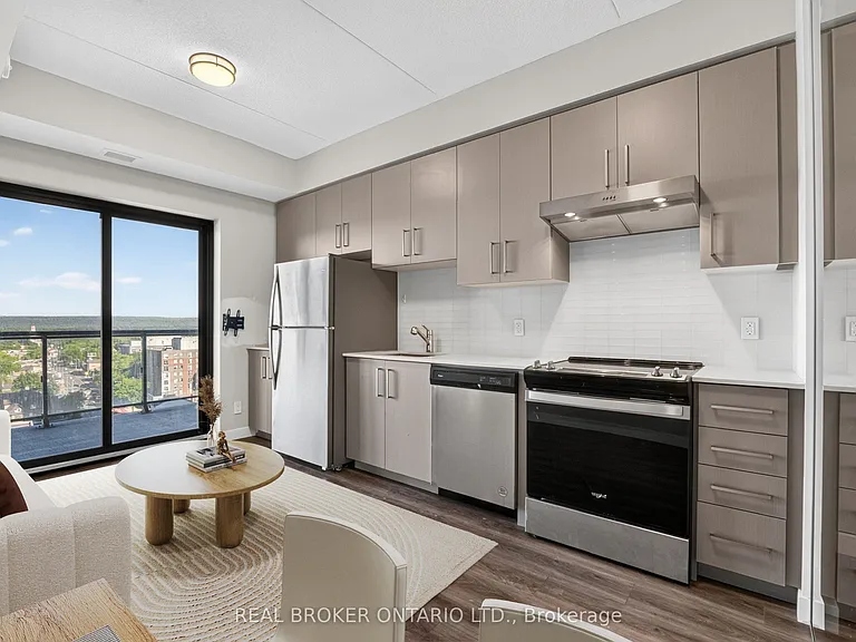 15 Queen St S #1206 — Photo 12