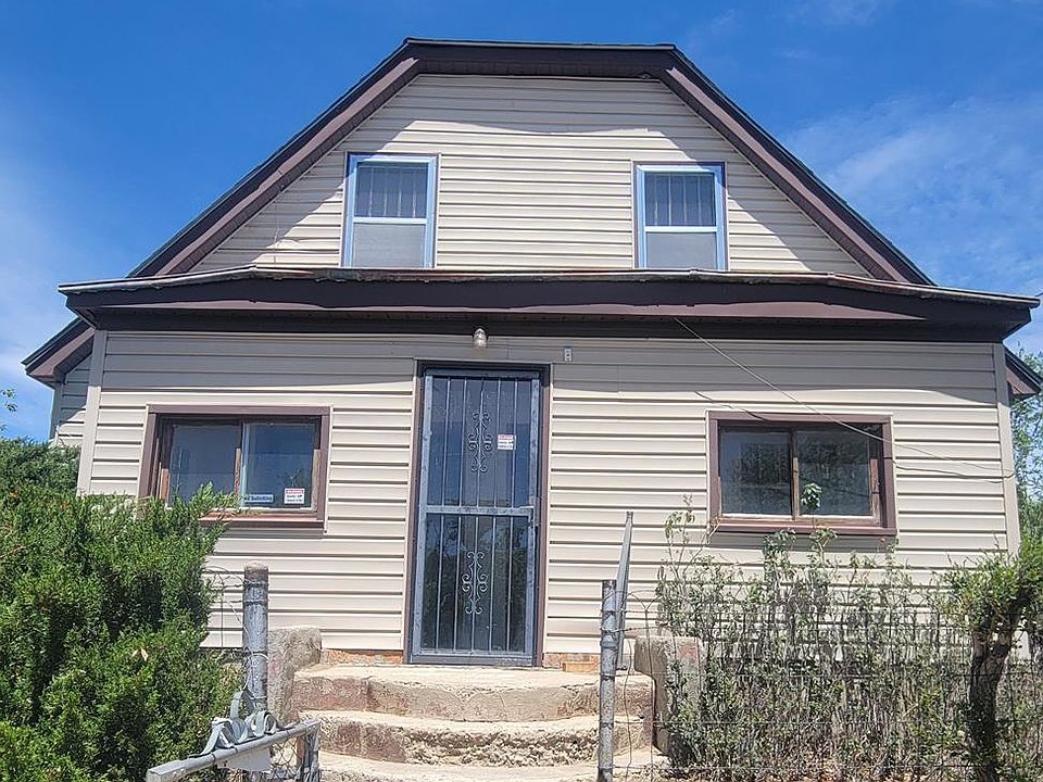 1st image of 608 W 4th St
