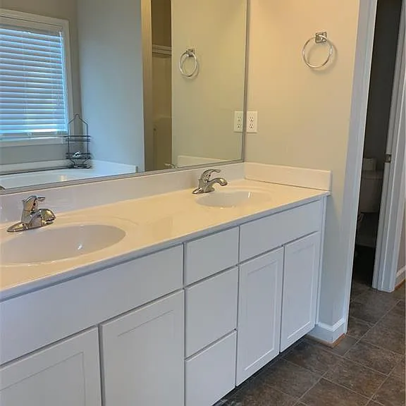 1005 Marble Walke Way — Photo 8