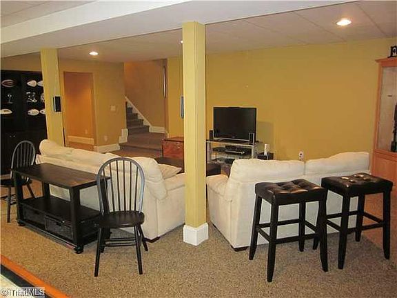 5th image of 311 Hilly Creek Ct