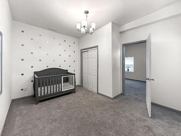 4th image of 10007 Kreitzburg St