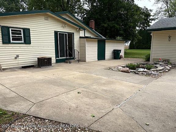 2nd image of 6321 Marywood Ave