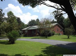 570 Gin Rd, Albertville, AL 35951