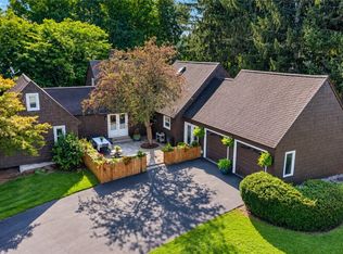 6070 Hiller Dr, Cicero, NY 13039