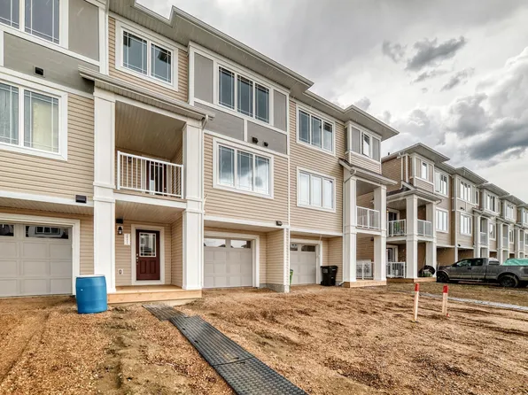 20415 16th Ave NW, Edmonton, AB T6M 0Y3