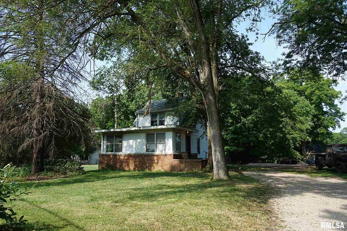 937 Pekin Ave photo 1