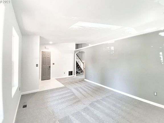 5th image of 1865 SE 47th Ave